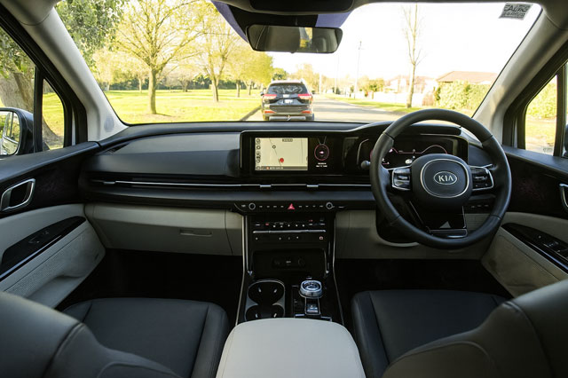 kia_interior